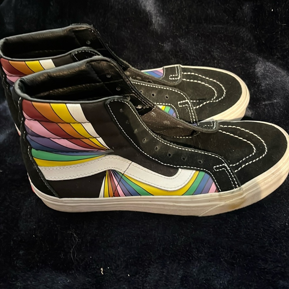 Girls slightly worn vans